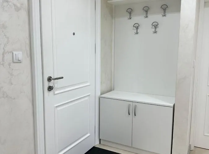 Διαμέρισμα Five