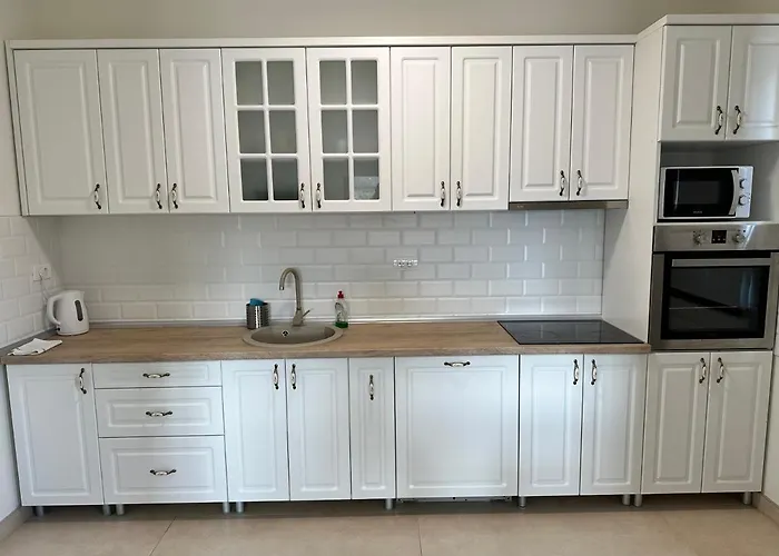 Διαμέρισμα Five