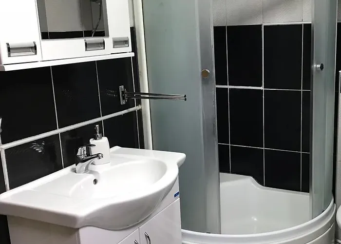 Διαμέρισμα Five Indija