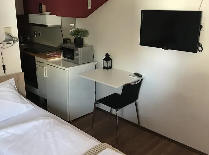 Five Διαμέρισμα *